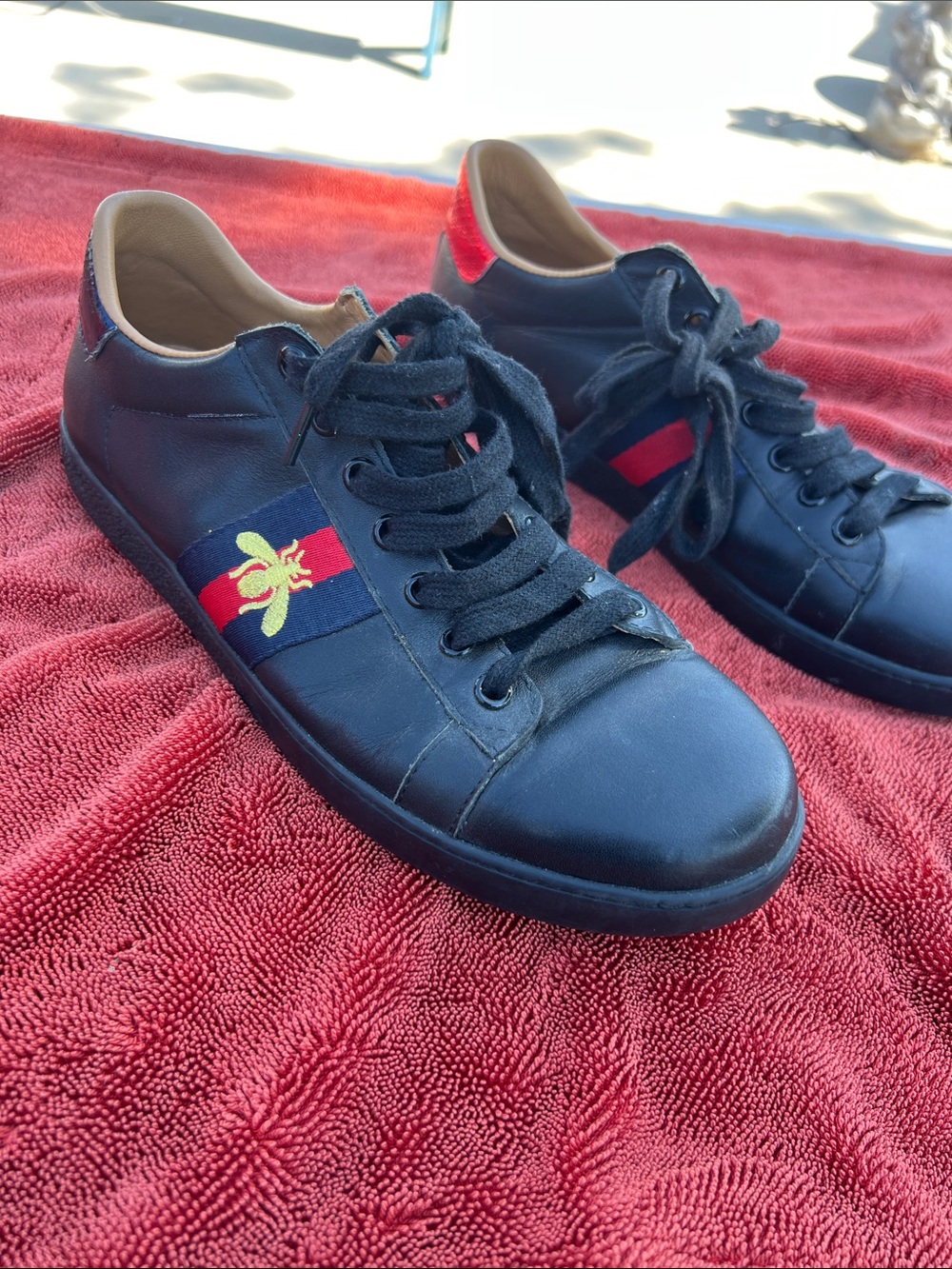 Fashion Sneakers with Red & Green Stripe and Embroidered Bee